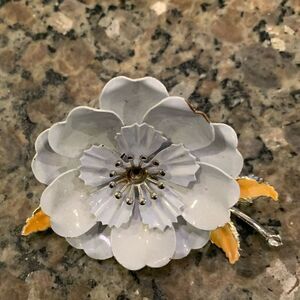 Coro Italian Vintage Brooch.  From the 60’s.  VGC